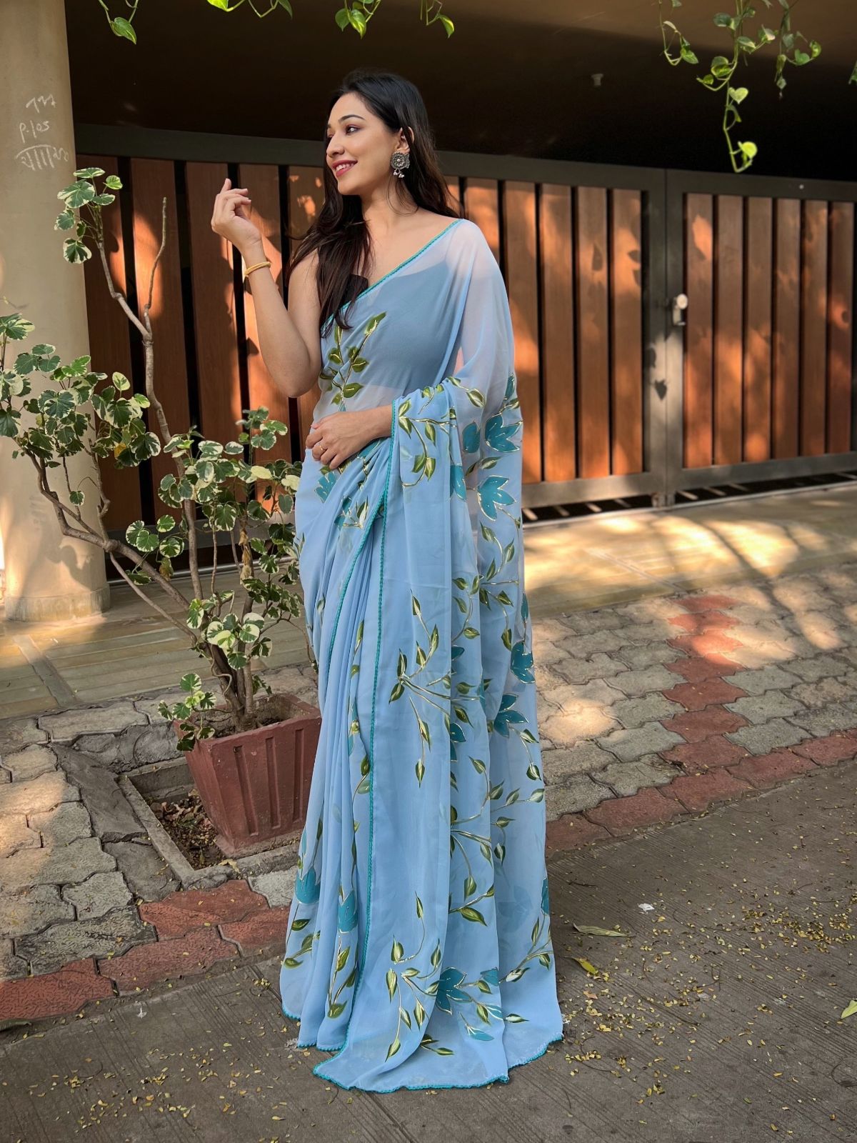 One Minute Ready To DIva Saree