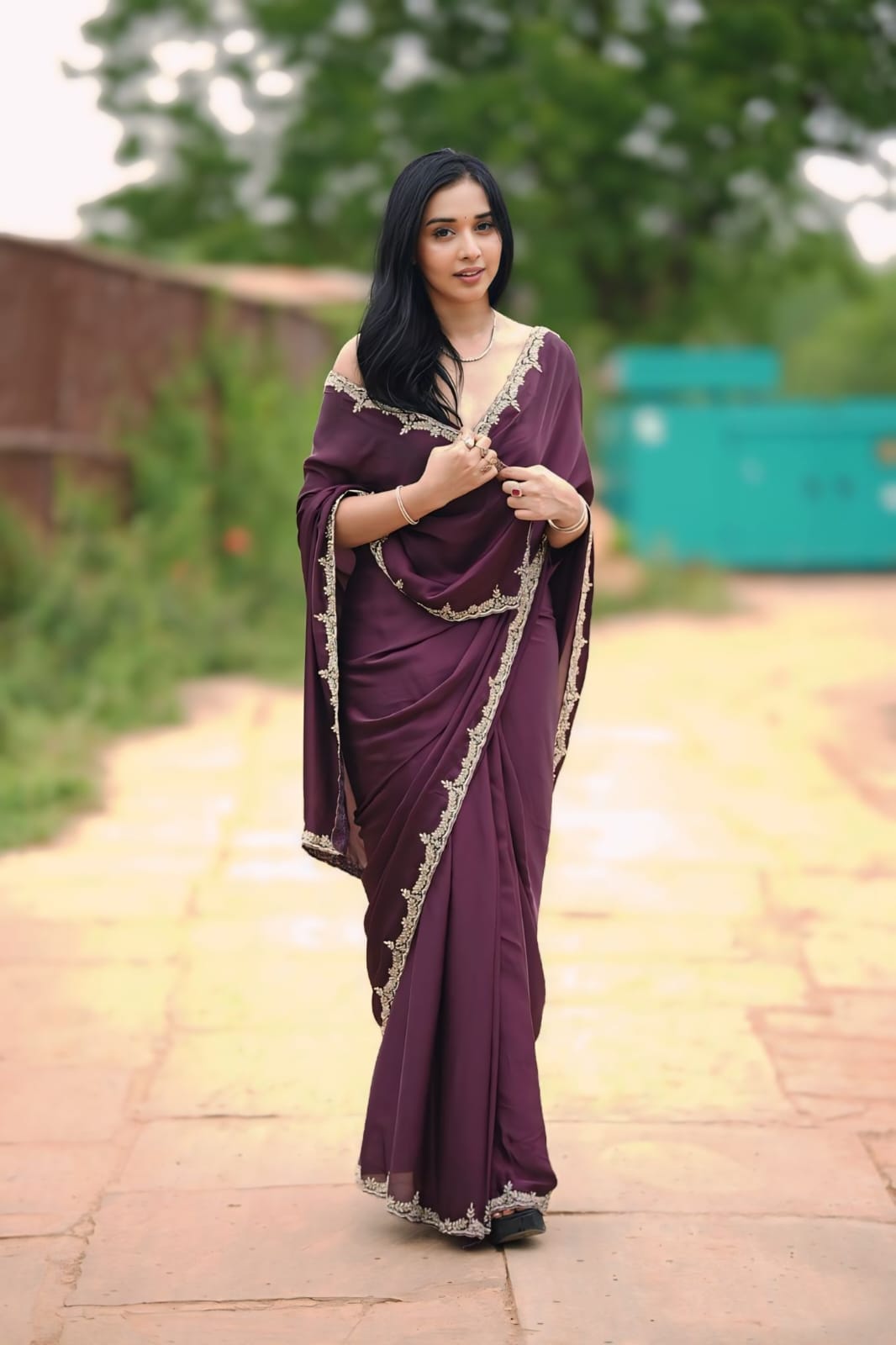 Vibrant One Minute Ready To Wear Mystical
