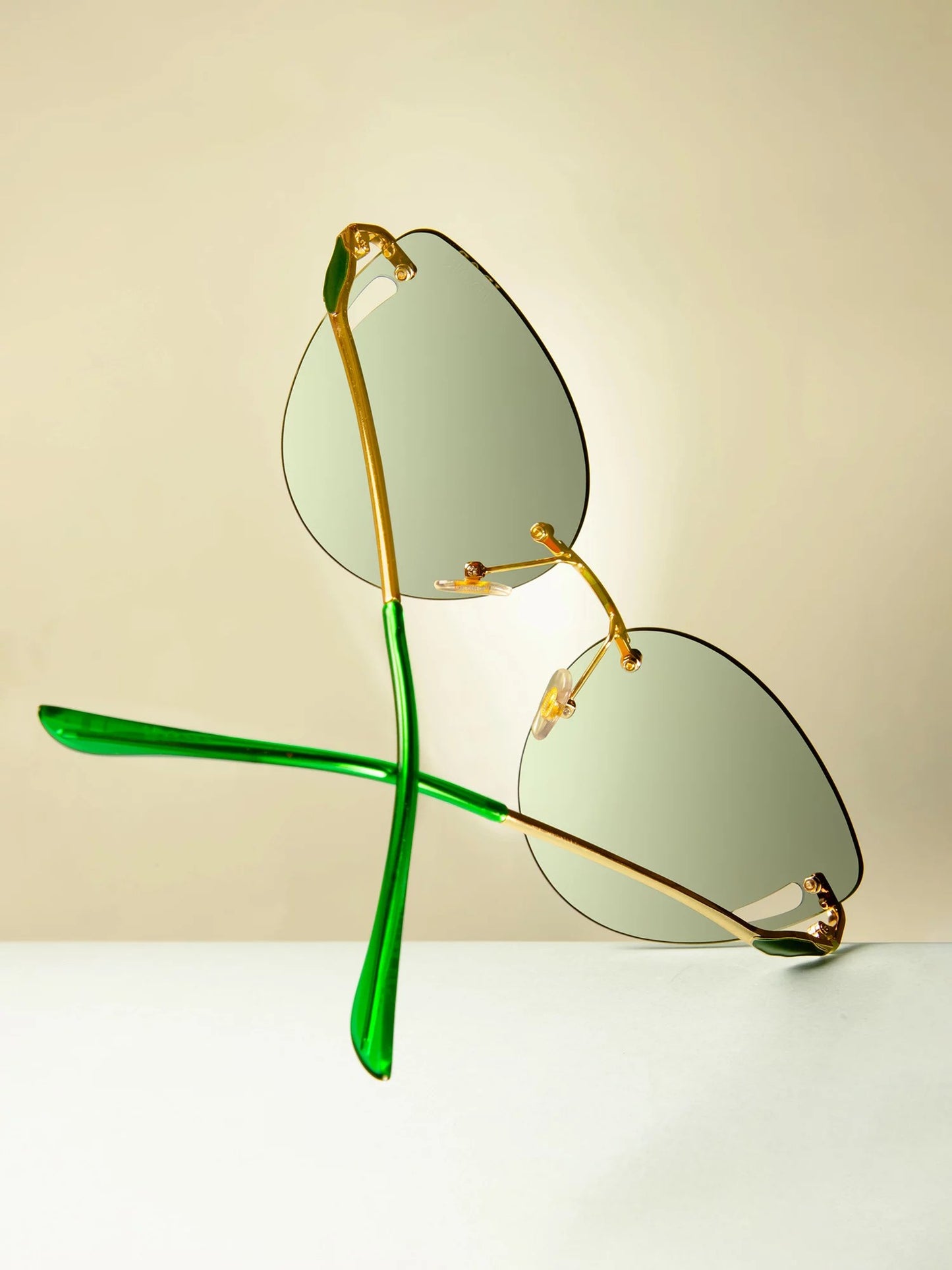 Green Eye Women's Sunglass