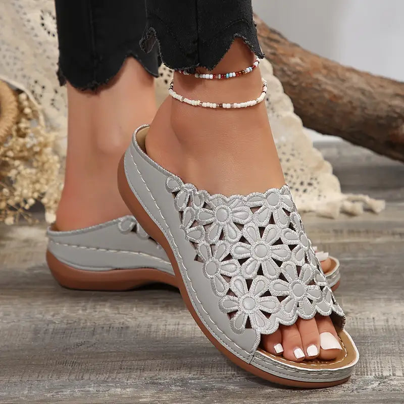 Soft Sole Women's Comfort Sandals Floral Design
