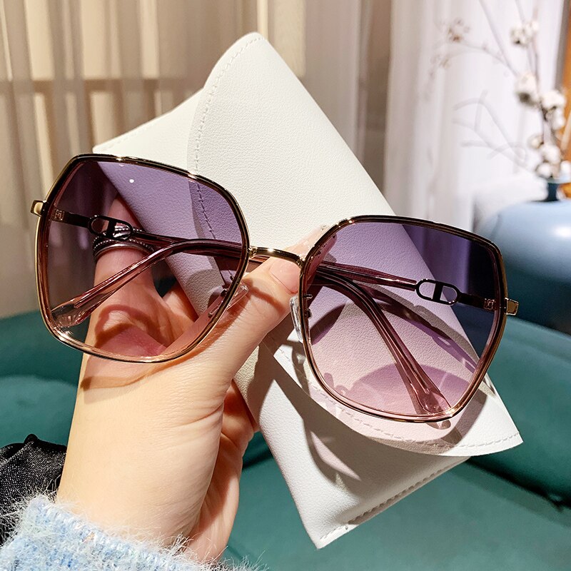 Carla Stunning Selfie Sunglass