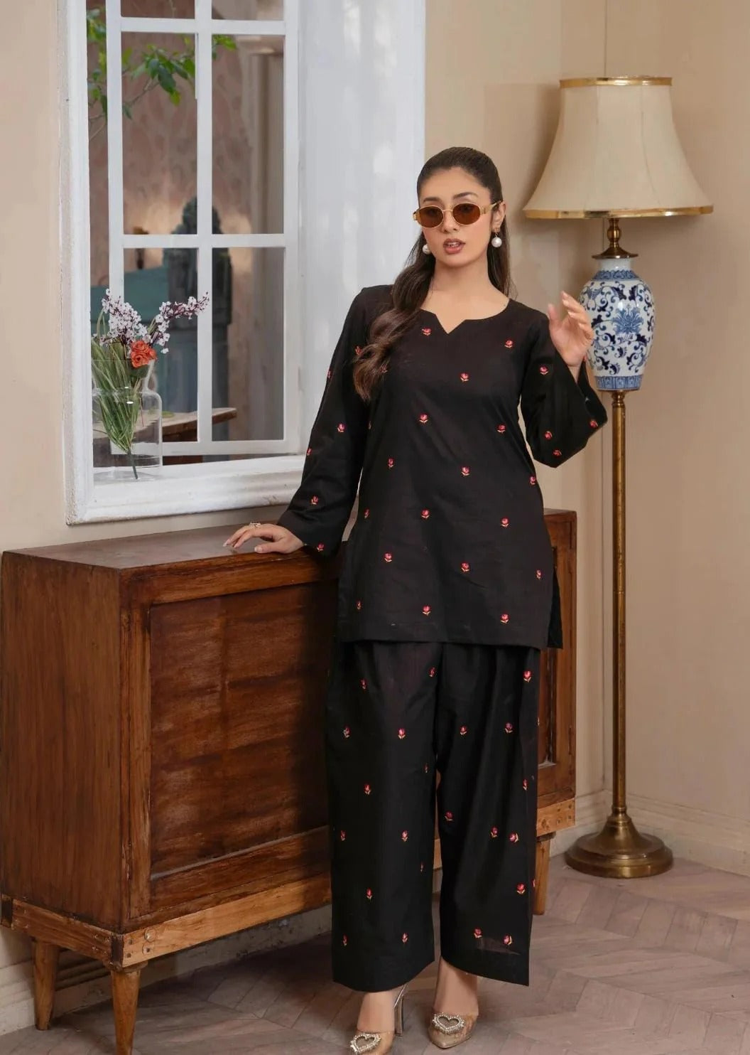 Flower-Petal Furshi Shalwar 3pc