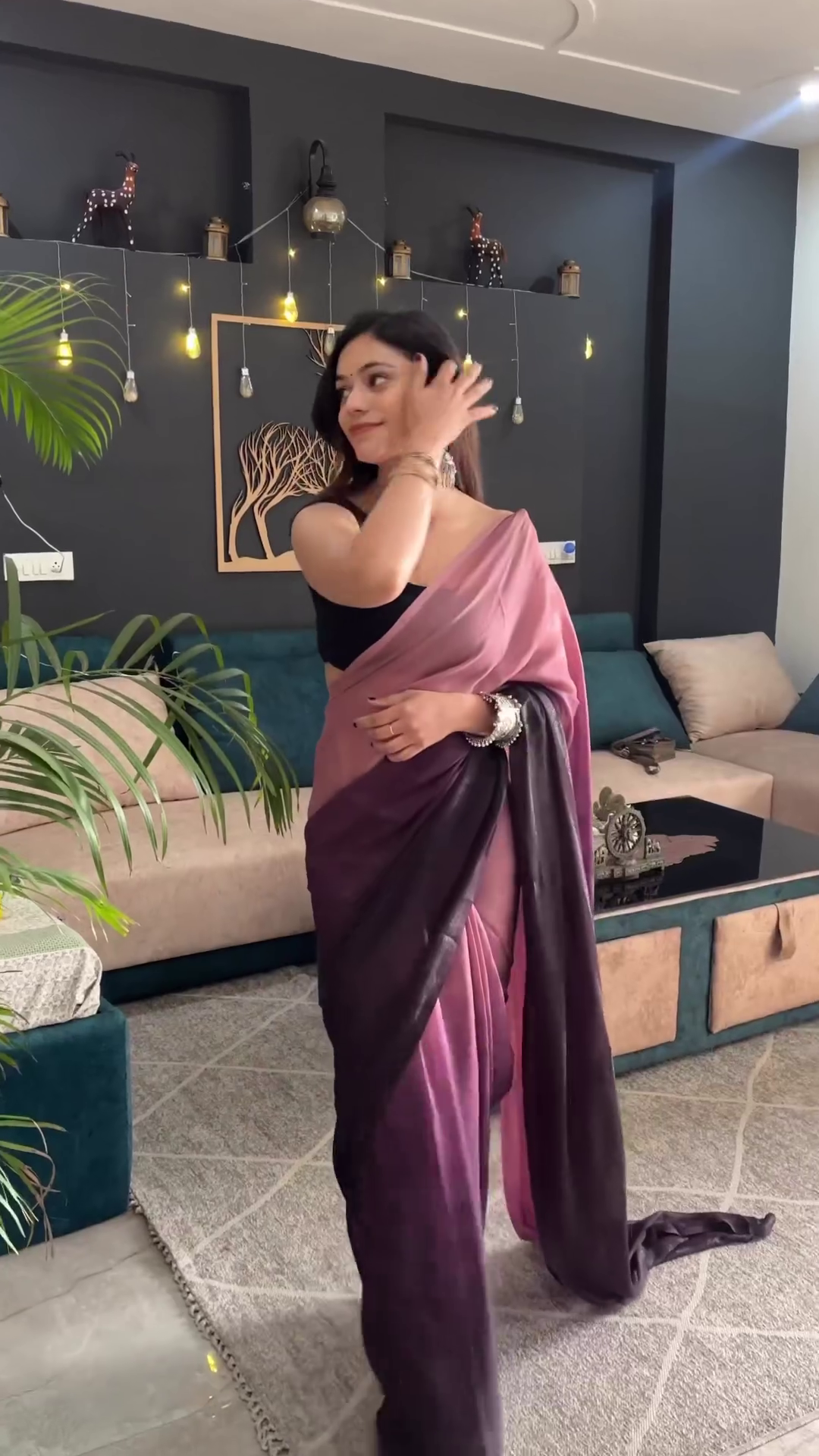 Be a Diva in 1 Minute Ready to Wear Saree
